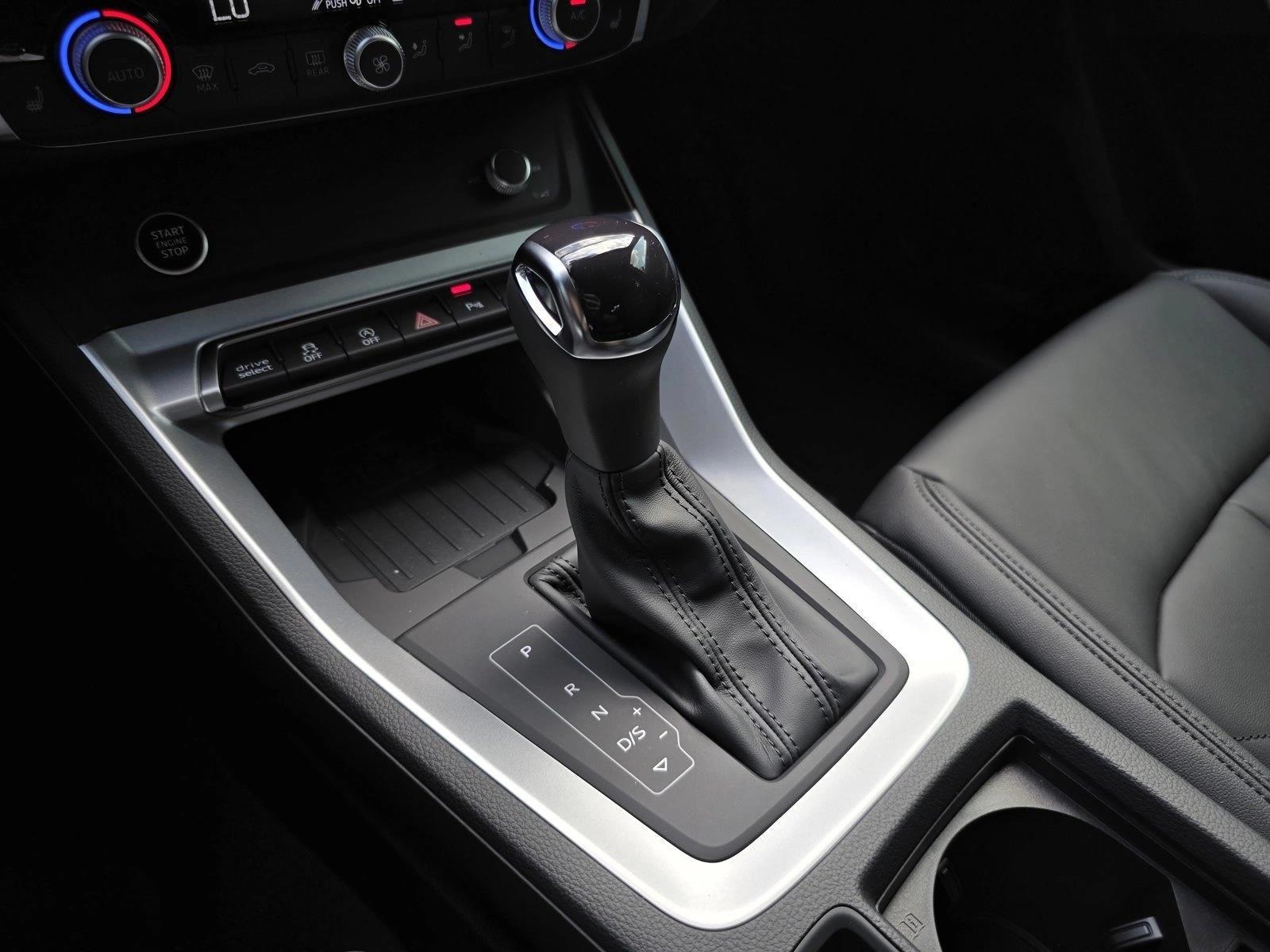 2025 Audi Q3 S Line Premium - Photo 23