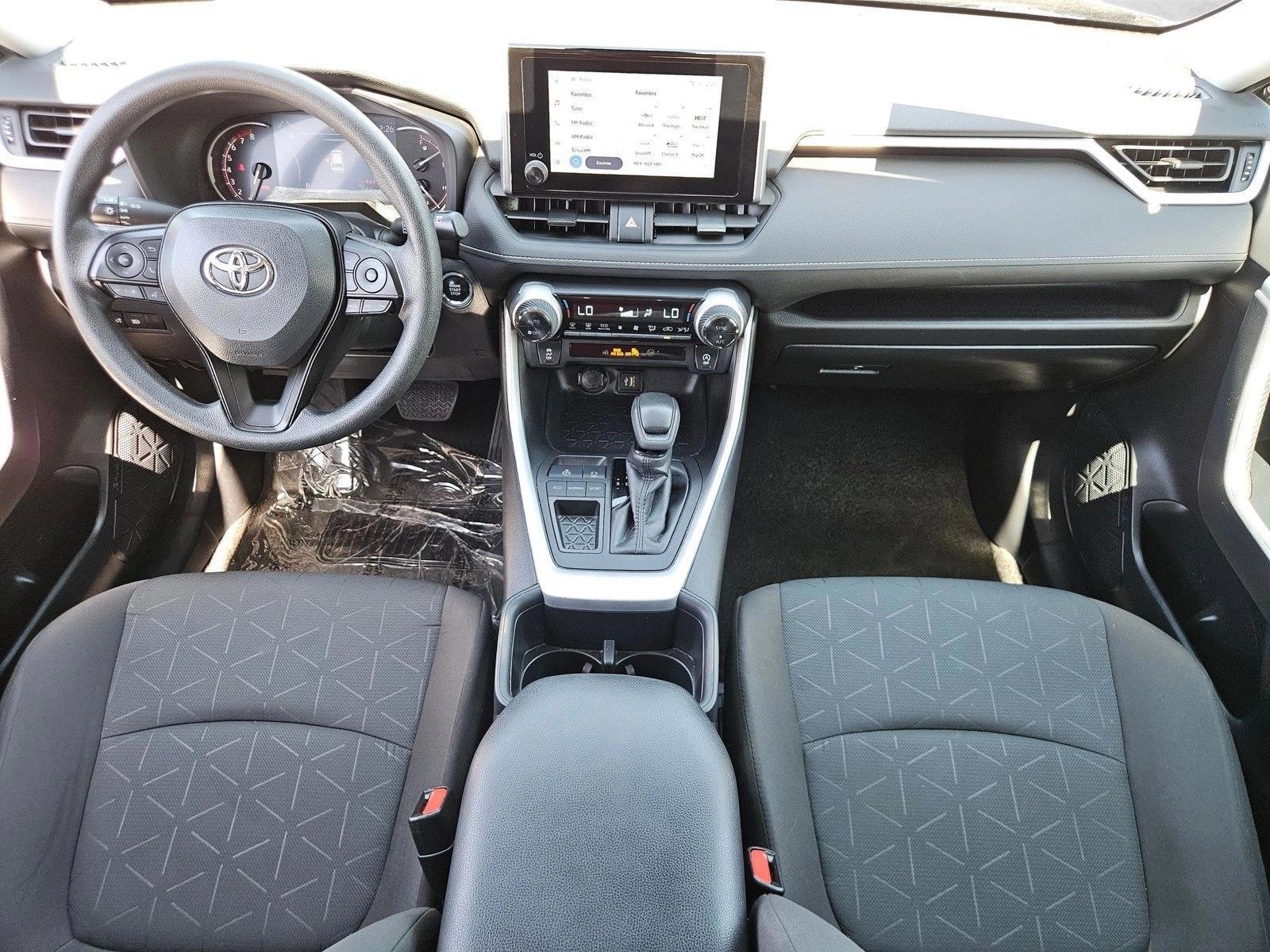 Thumbnail: 2024 Toyota RAV4 - 4