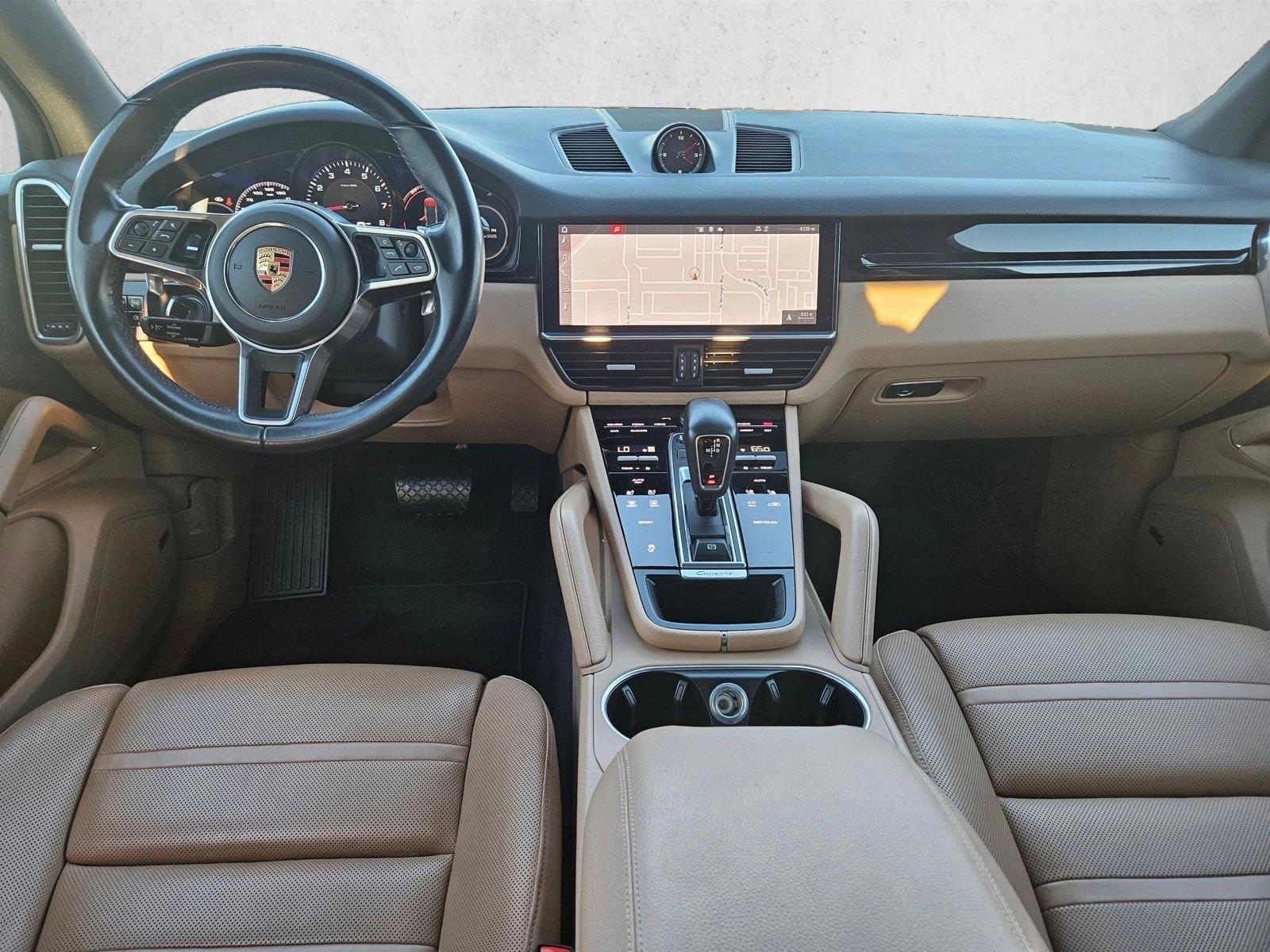 Thumbnail: 2020 Porsche Cayenne - 3