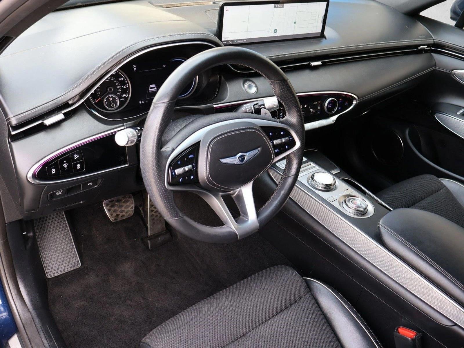 Thumbnail: 2022 Genesis GV70 - 3