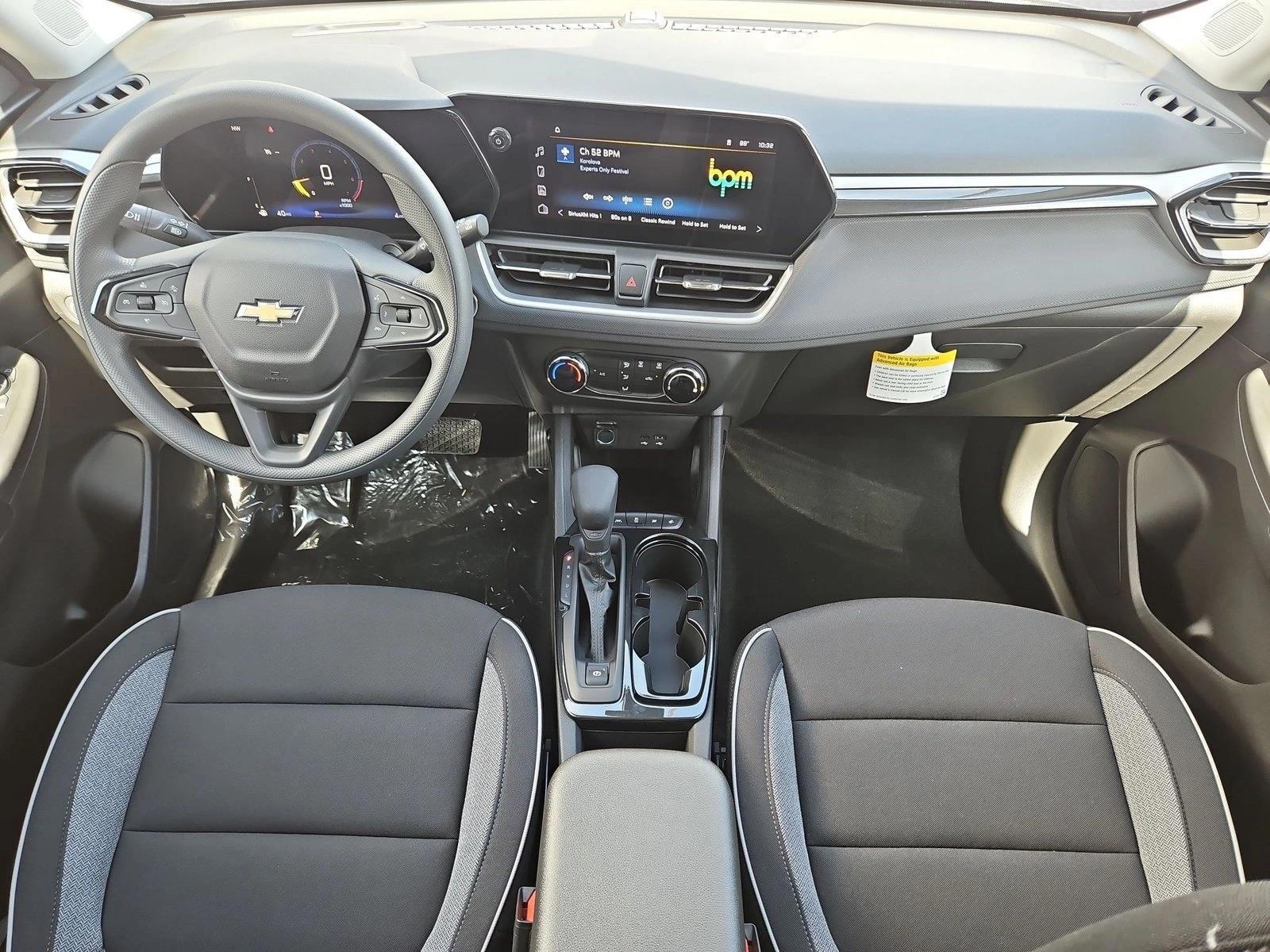 Thumbnail: 2026 Chevrolet TrailBlazer - 3