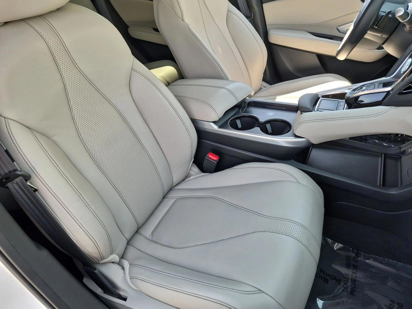 Thumbnail: 2025 Acura RDX - 5