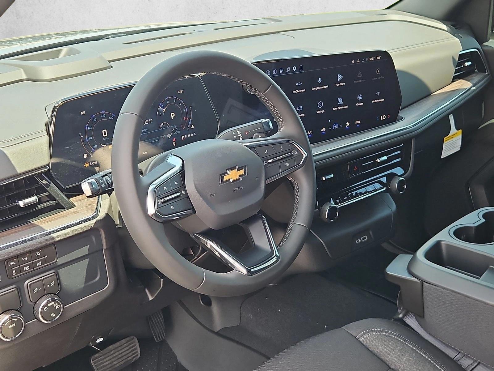 Thumbnail: 2026 Chevrolet Suburban - 3