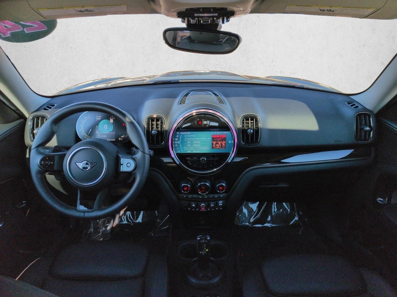Thumbnail: 2024 MINI Cooper Countryman - 3