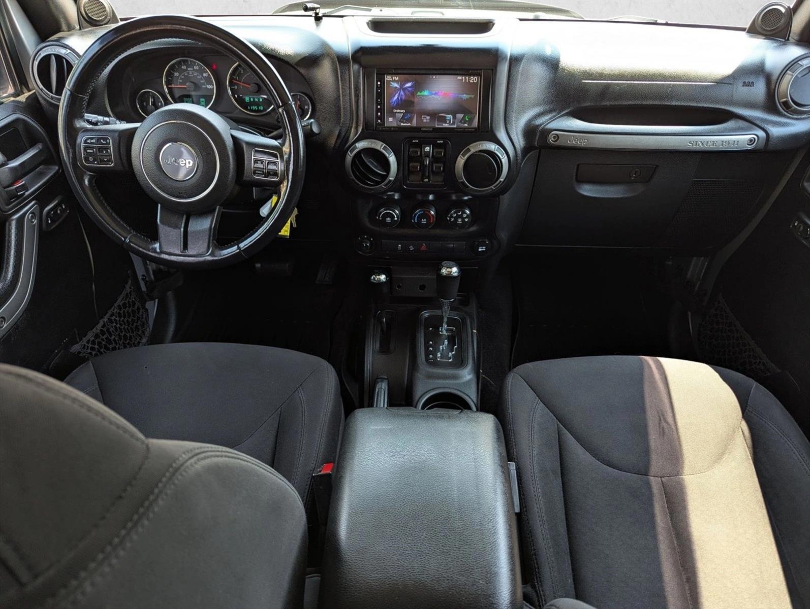 Thumbnail: 2013 Jeep Wrangler - 3