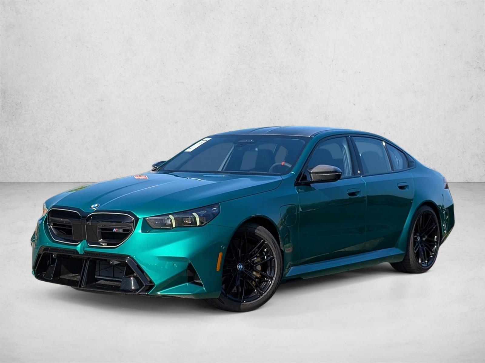 Thumbnail: 2026 BMW M5 - 1