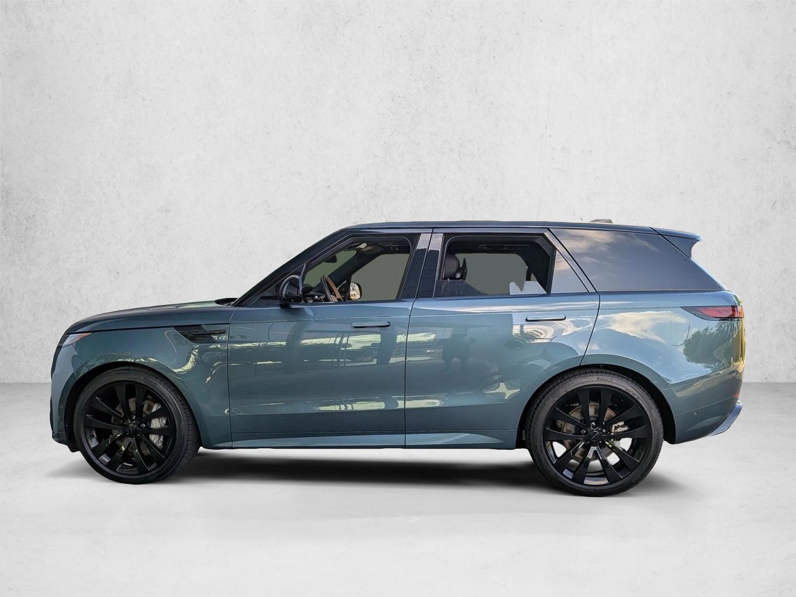 Thumbnail: 2026 Land Rover Range Rover Sport - 2