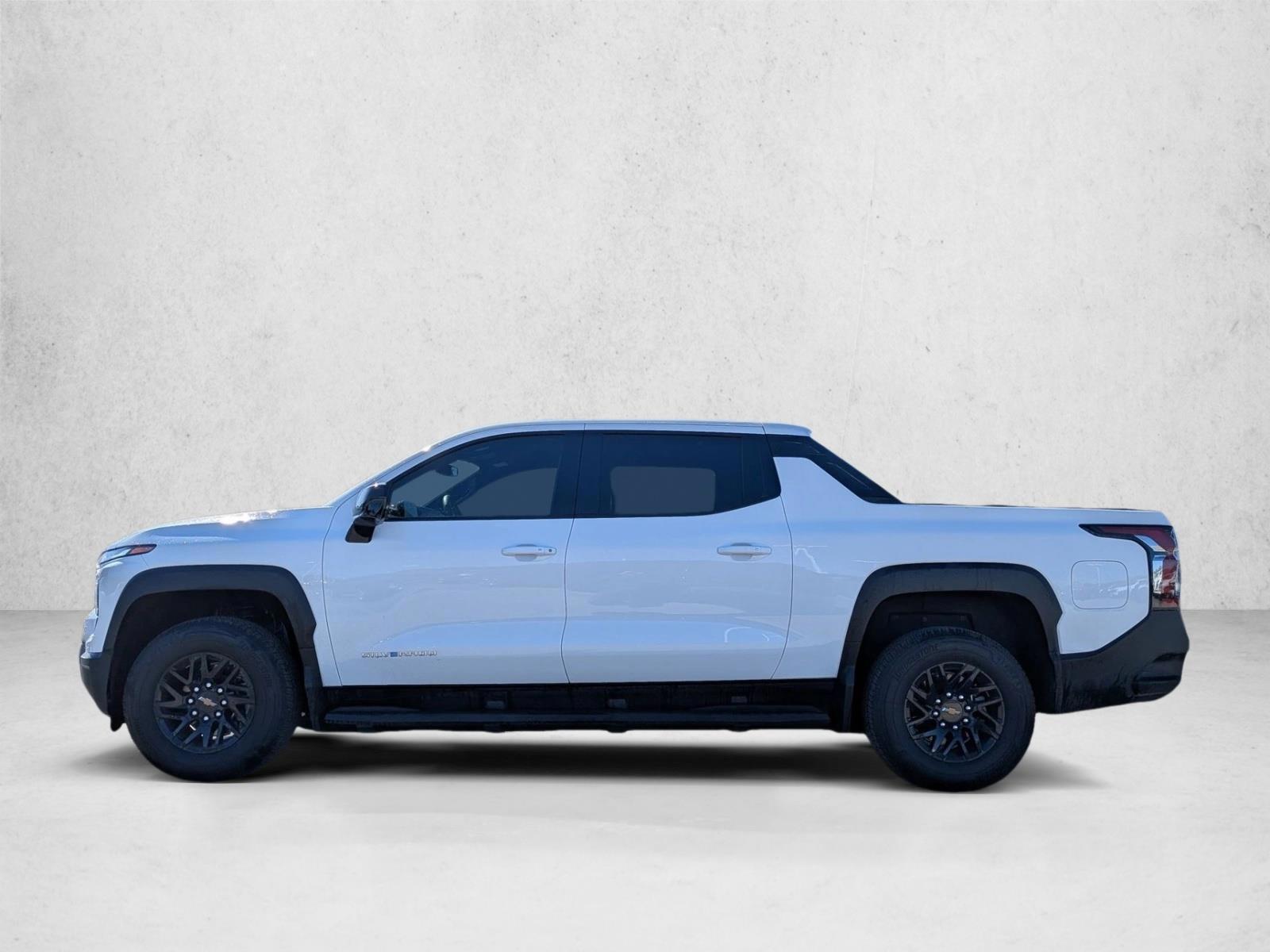 Thumbnail: 2026 Chevrolet Silverado EV - 2