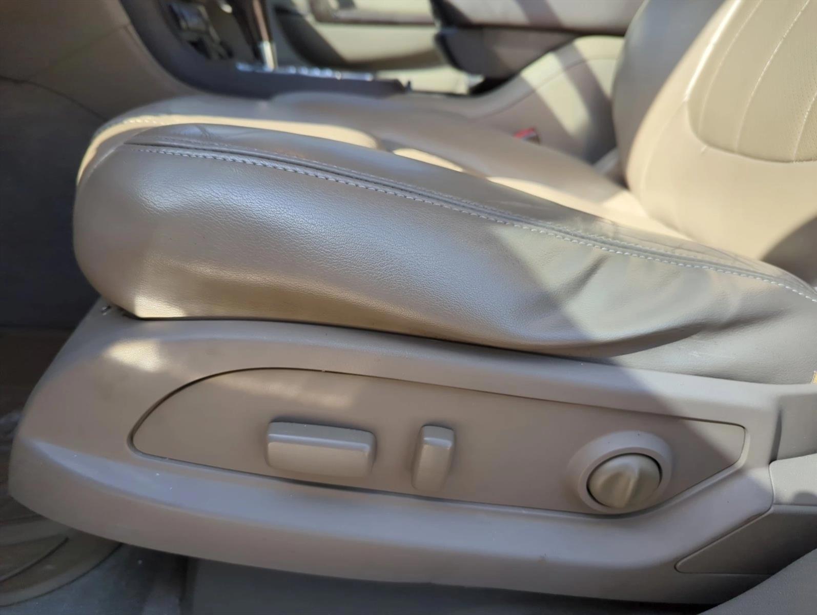 Thumbnail: 2016 GMC Acadia - 3