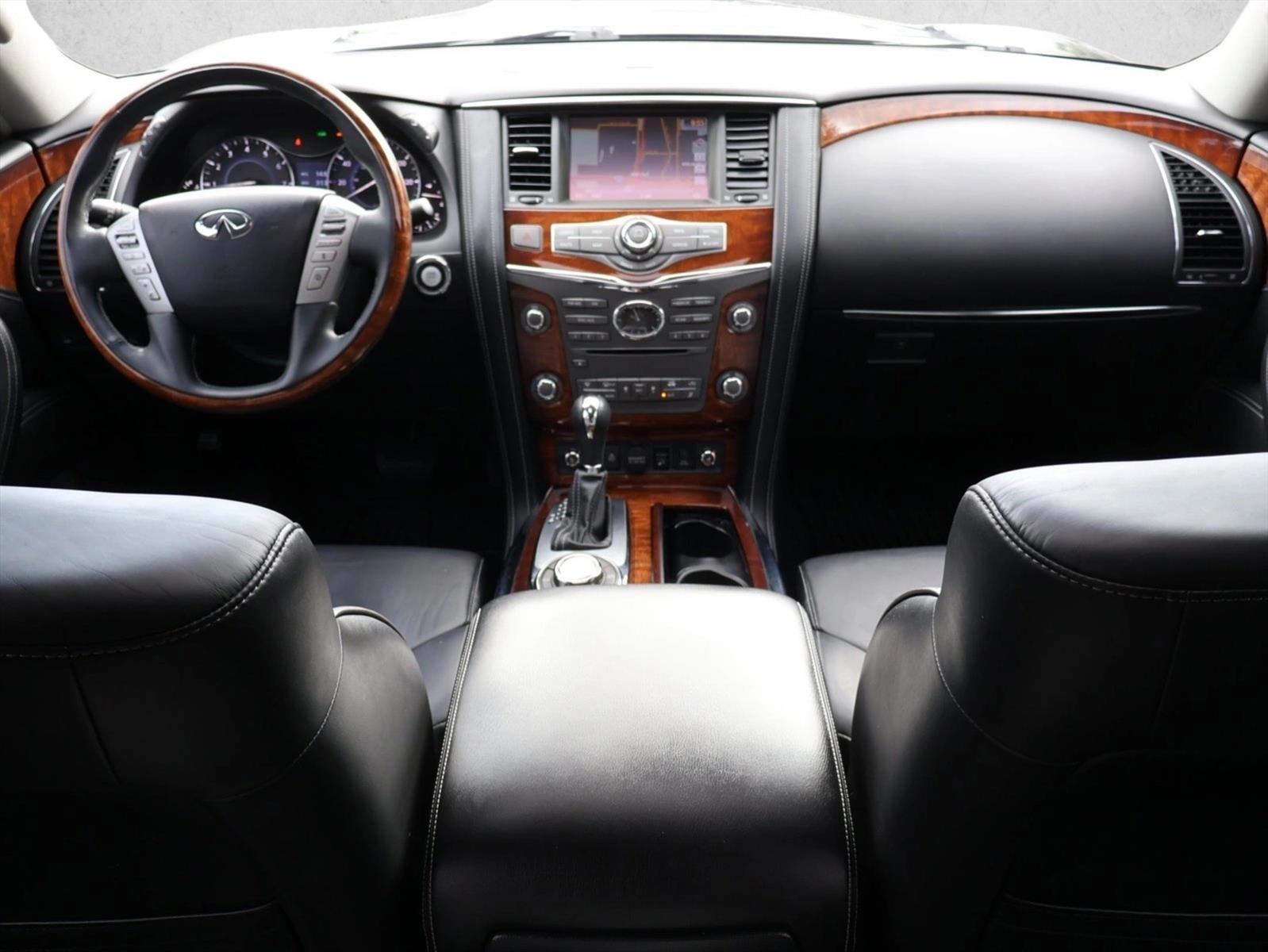 Thumbnail: 2017 INFINITI QX80 - 4