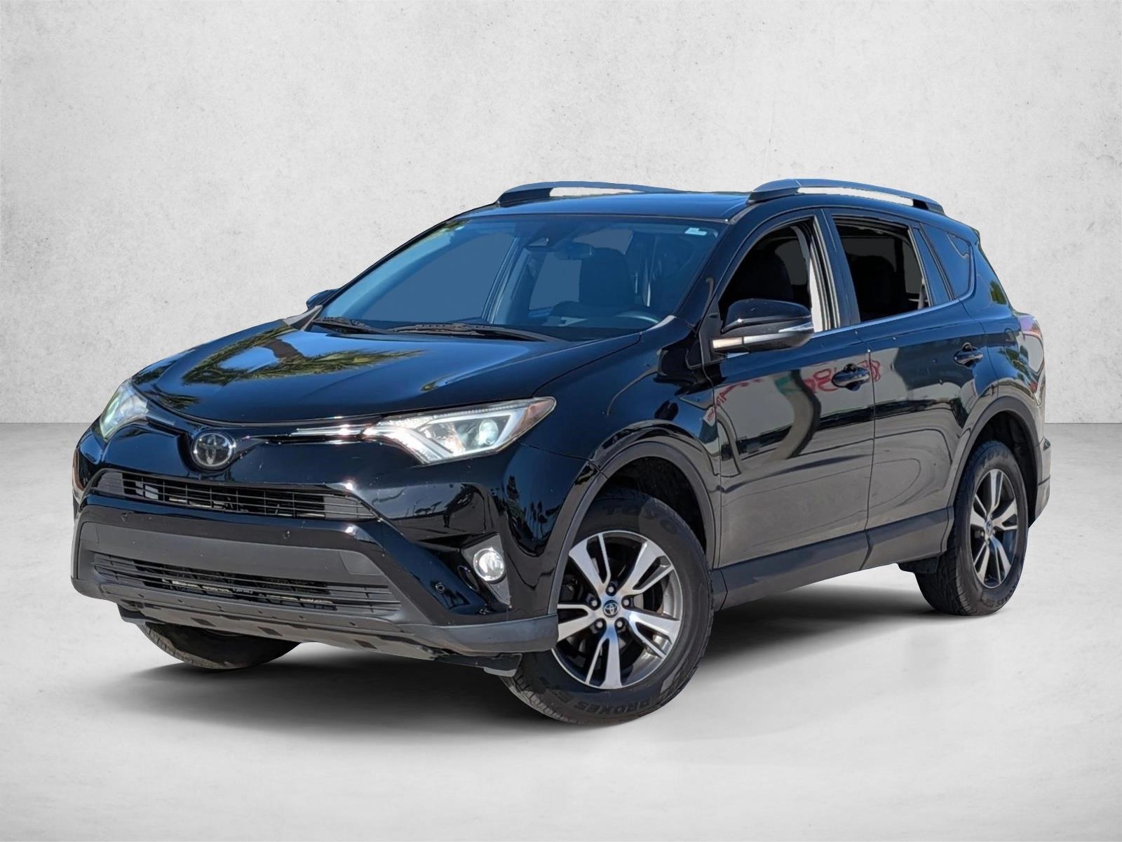 Thumbnail: 2017 Toyota RAV4 - 1