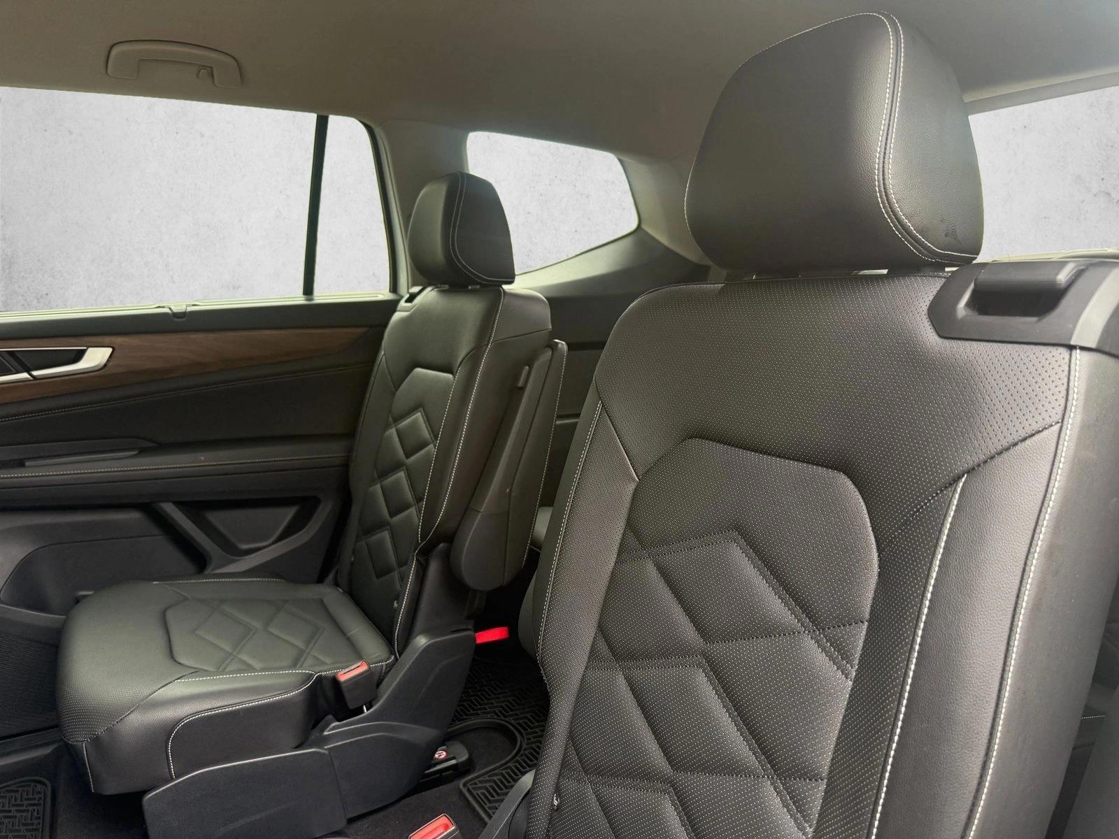 2024 Volkswagen Atlas SE w/Tech - Photo 20