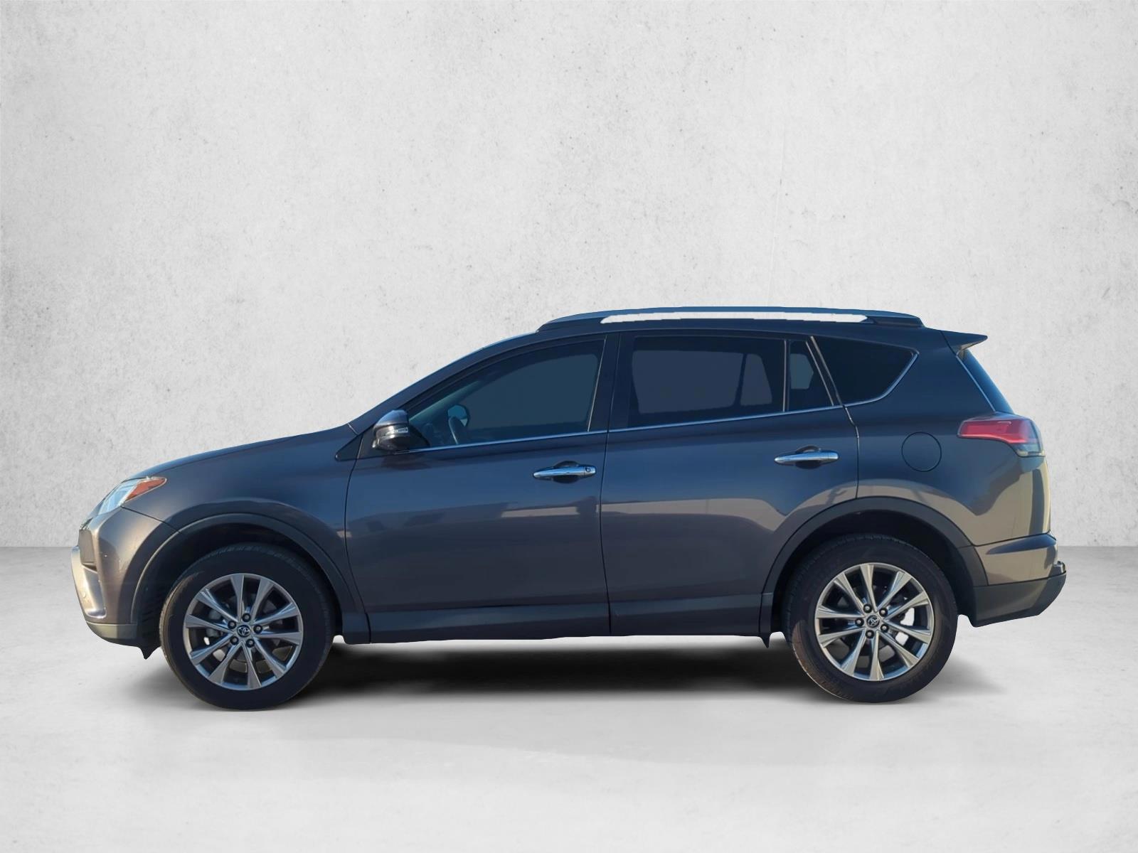 Thumbnail: 2017 Toyota RAV4 - 2