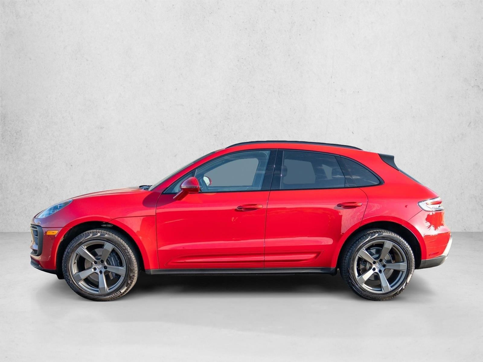 Thumbnail: 2022 Porsche Macan - 2