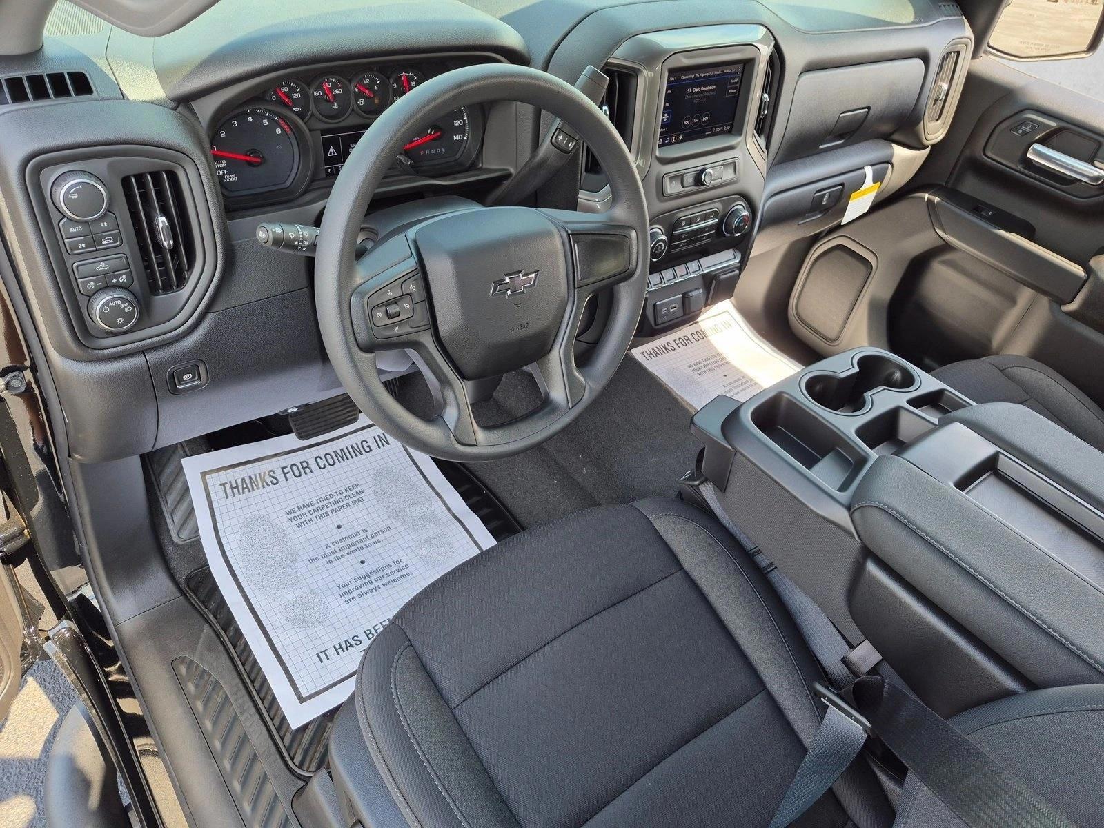 Thumbnail: 2026 Chevrolet Silverado 1500 - 3
