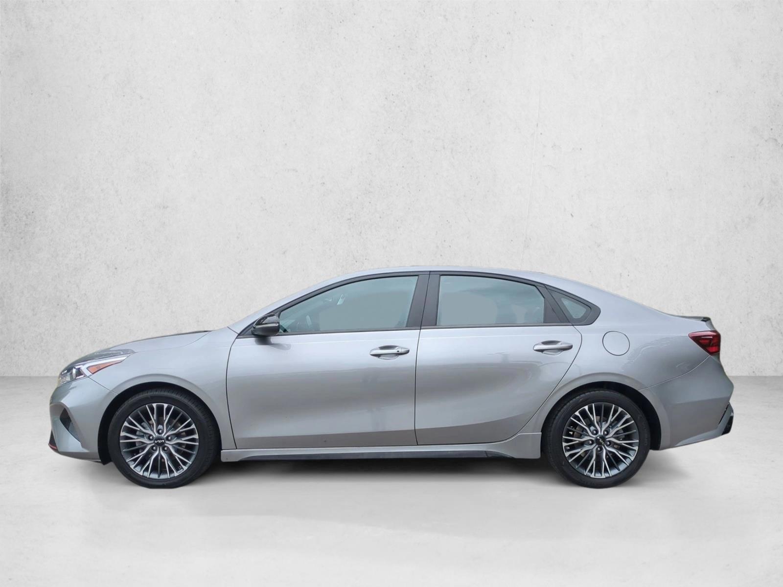 Thumbnail: 2022 Kia Forte - 2
