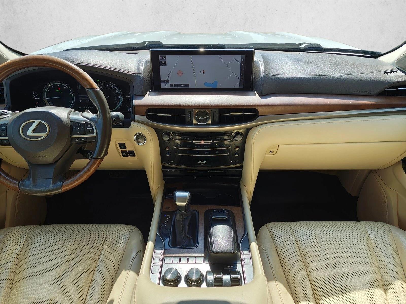 Thumbnail: 2016 Lexus LX - 3