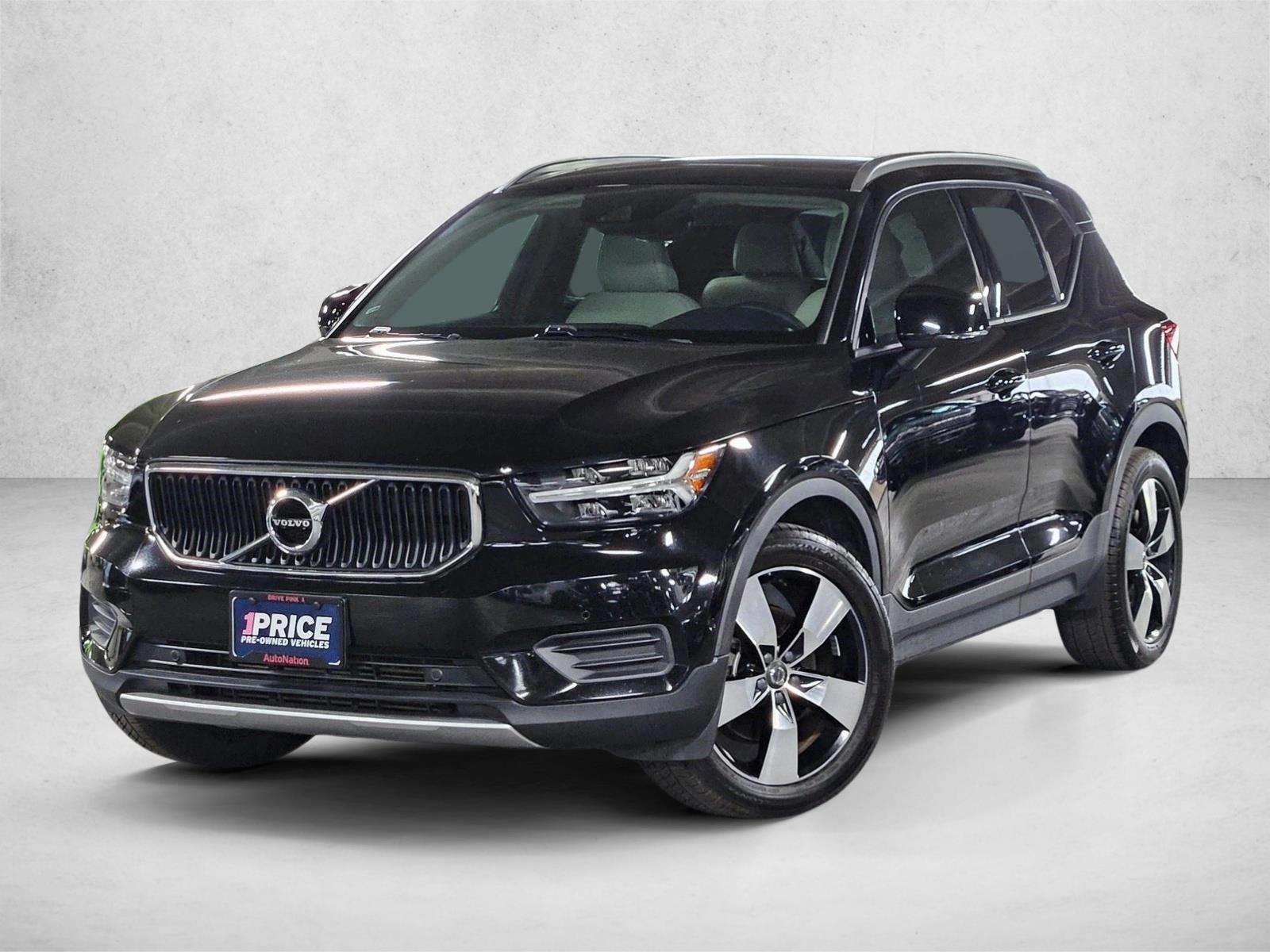 Thumbnail: 2019 Volvo XC40 - 1