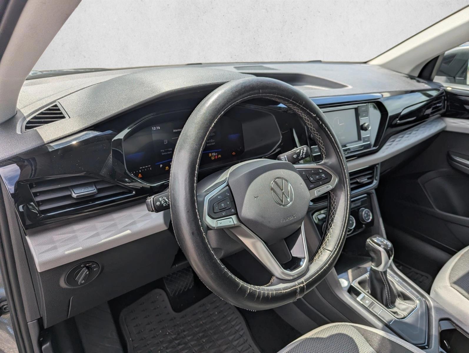 Thumbnail: 2023 Volkswagen Taos - 3