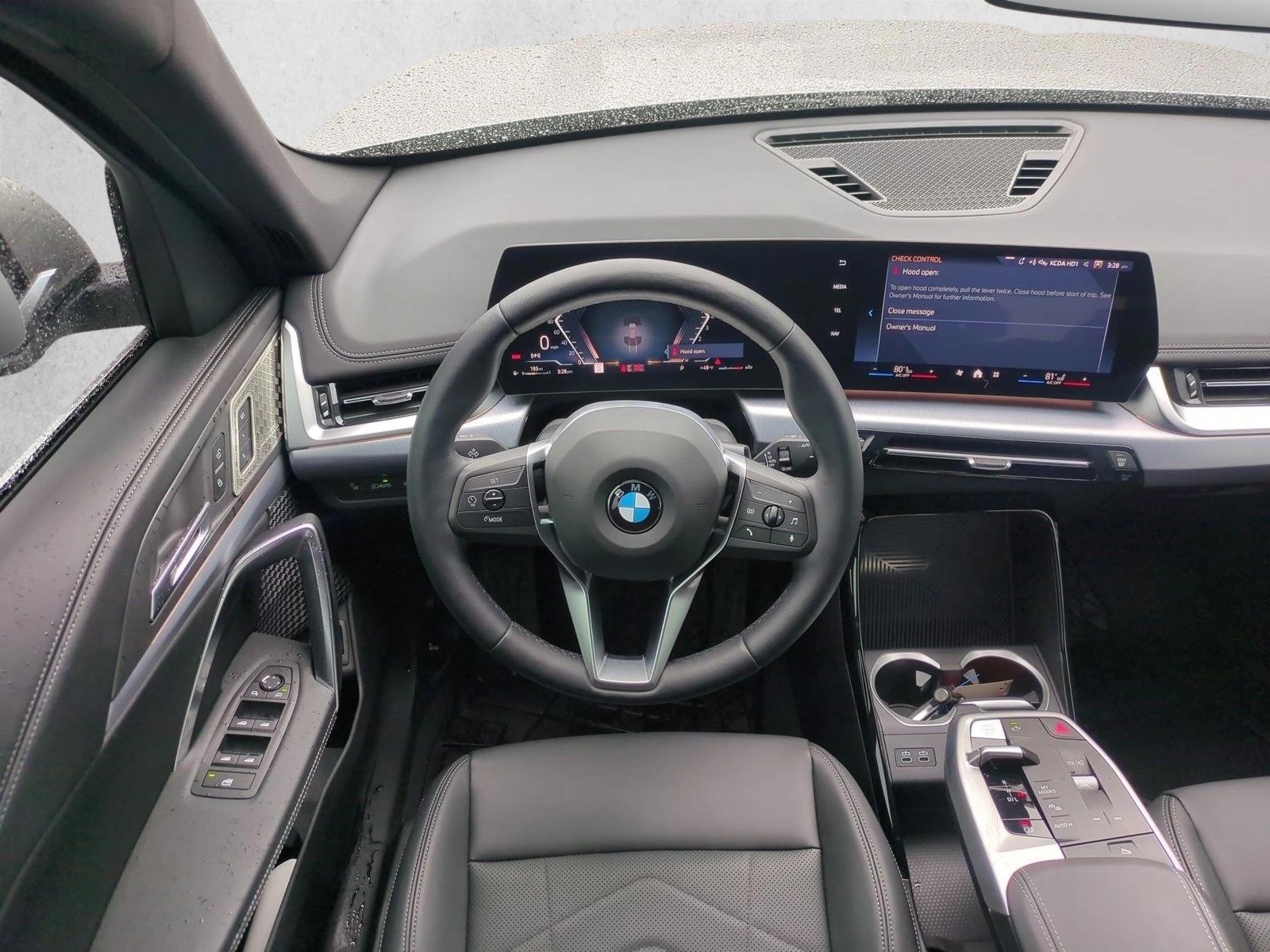 Thumbnail: 2025 BMW X1 - 3