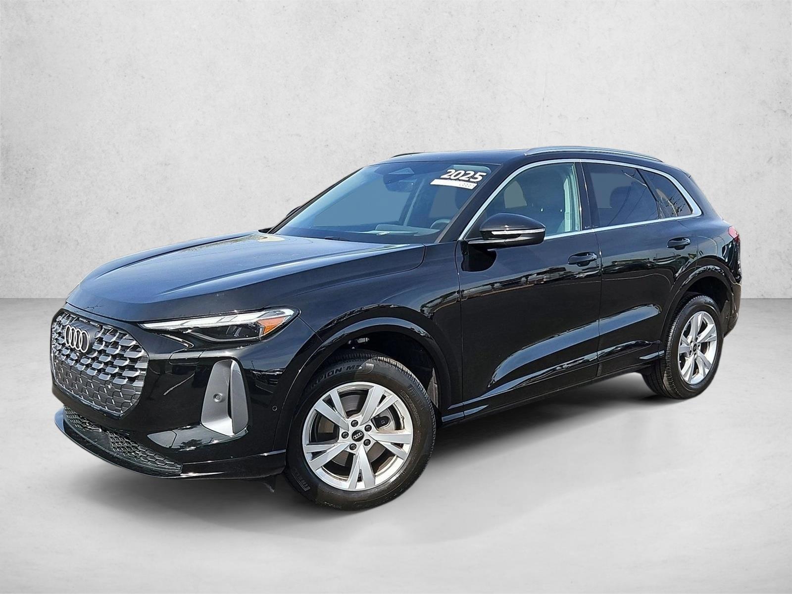 Thumbnail: 2025 Audi Q5 - 1