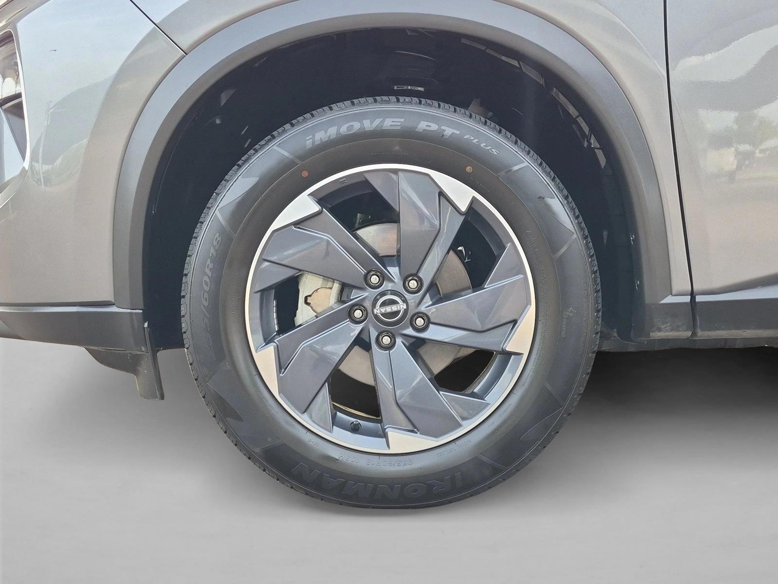 2025 Nissan Rogue SV - Photo 23