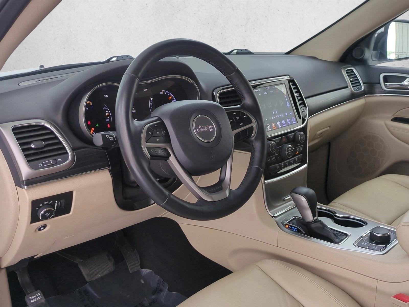 Thumbnail: 2019 Jeep Grand Cherokee - 3