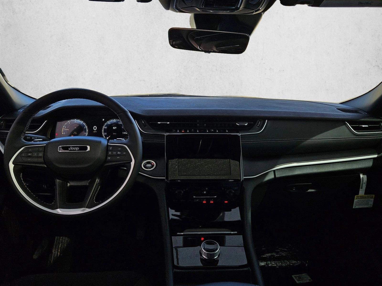 Thumbnail: 2026 Jeep Grand Cherokee L - 3