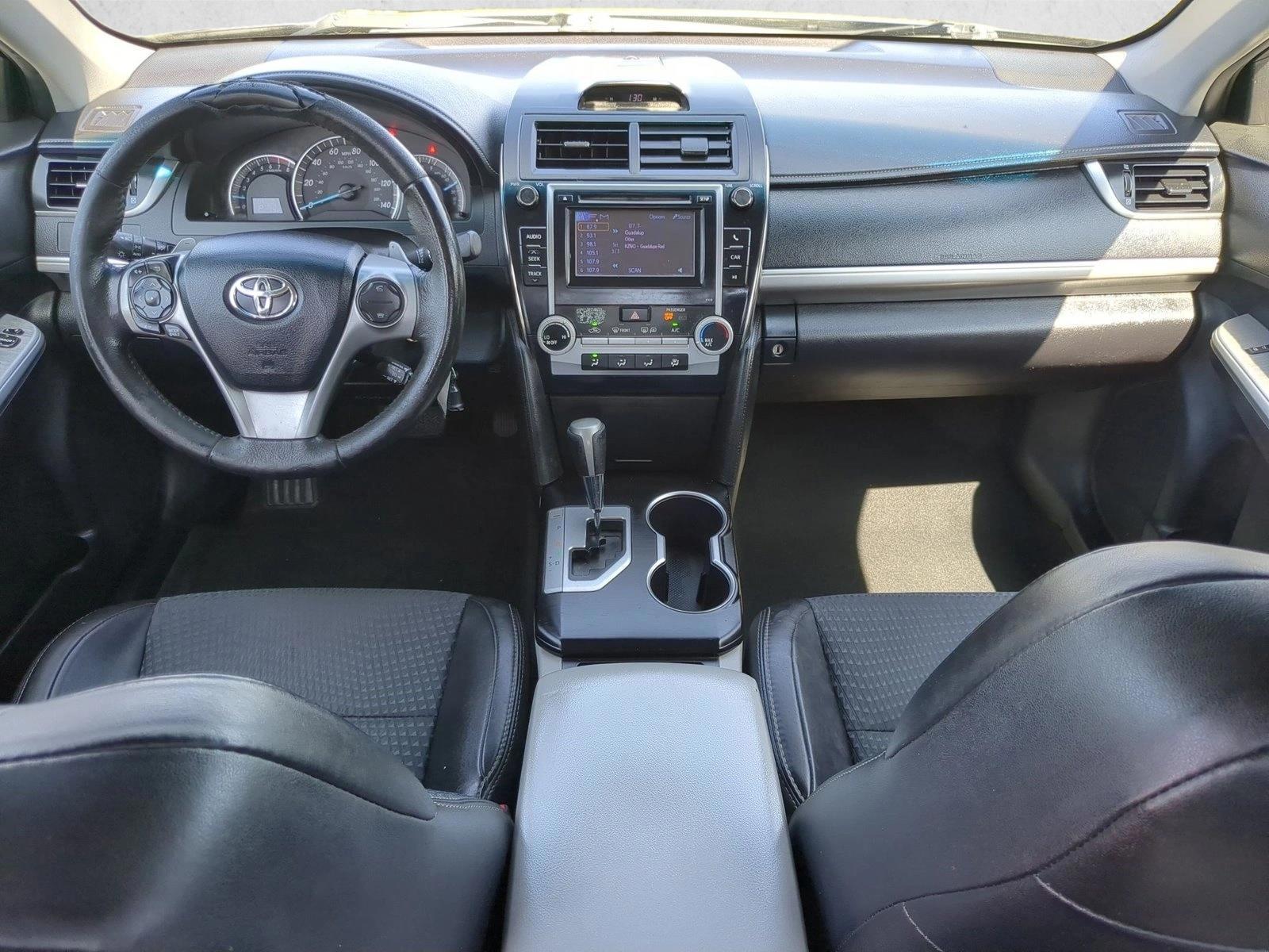 Thumbnail: 2012 Toyota Camry - 4