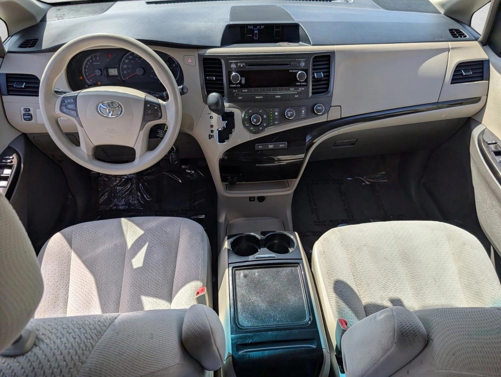 Thumbnail: 2012 Toyota Sienna - 3