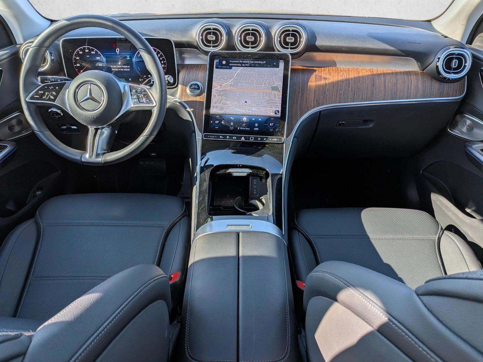 Thumbnail: 2025 Mercedes-Benz GLC - 4