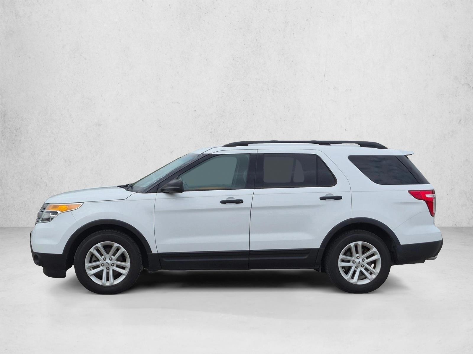 Thumbnail: 2015 Ford Explorer - 2
