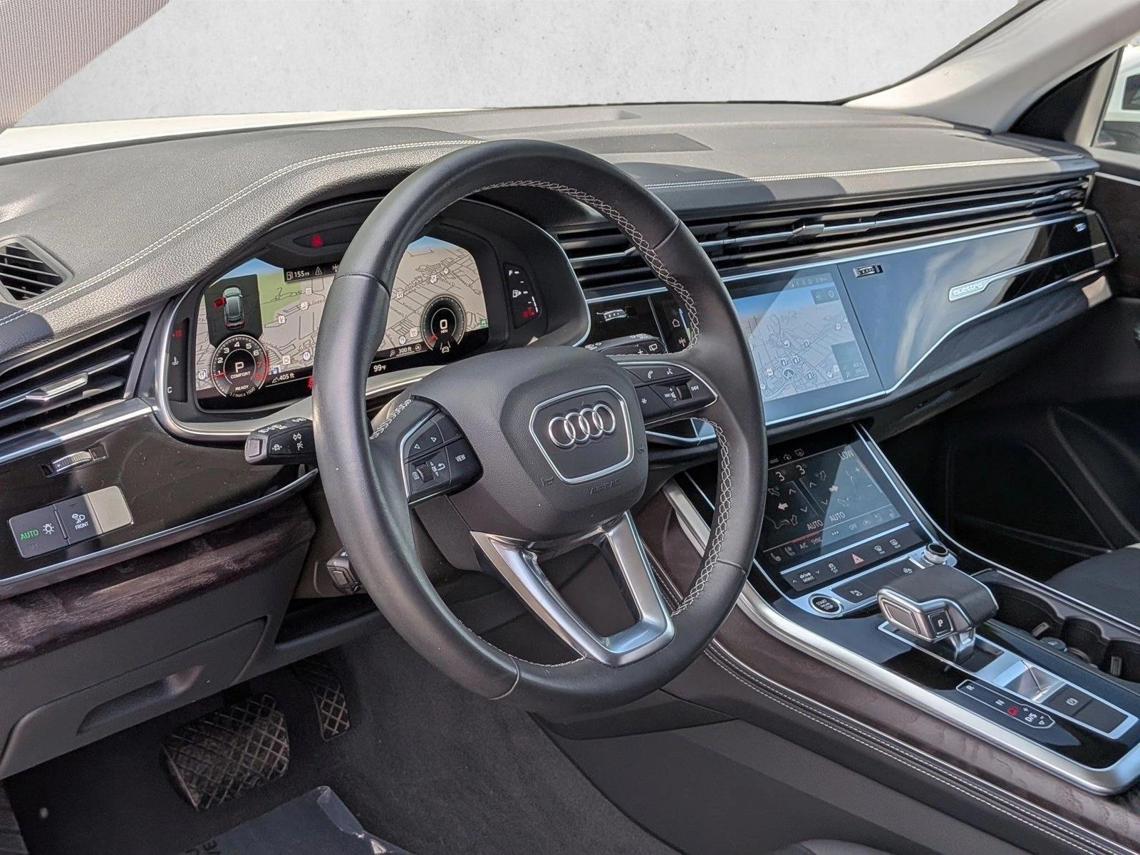 Thumbnail: 2023 Audi Q8 - 3