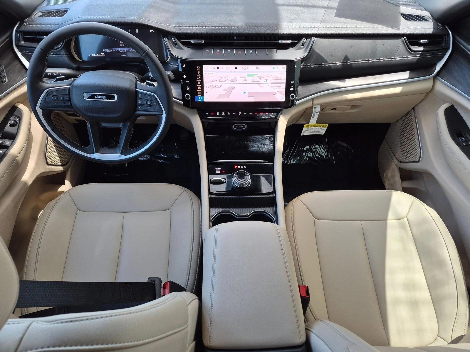 Thumbnail: 2026 Jeep Grand Cherokee - 4