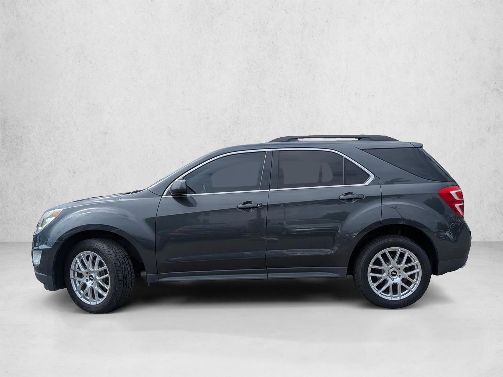 Thumbnail: 2017 Chevrolet Equinox - 3