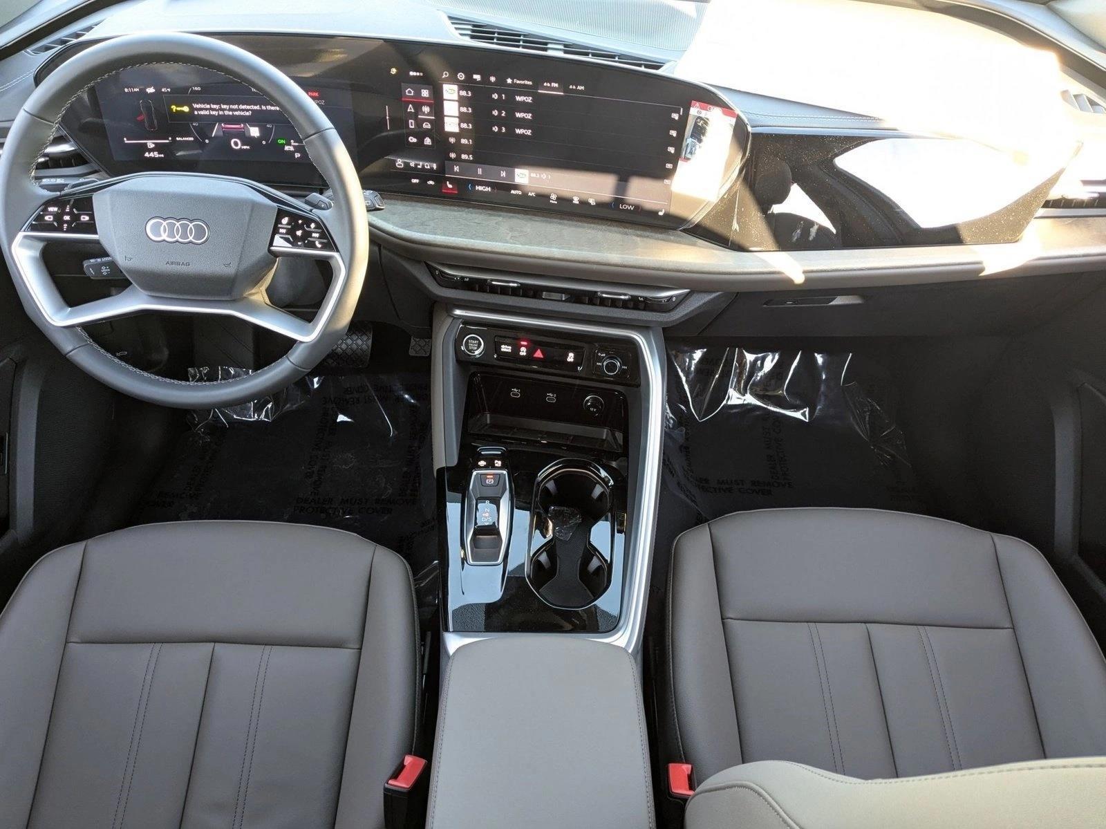 Thumbnail: 2025 Audi Q5 - 4
