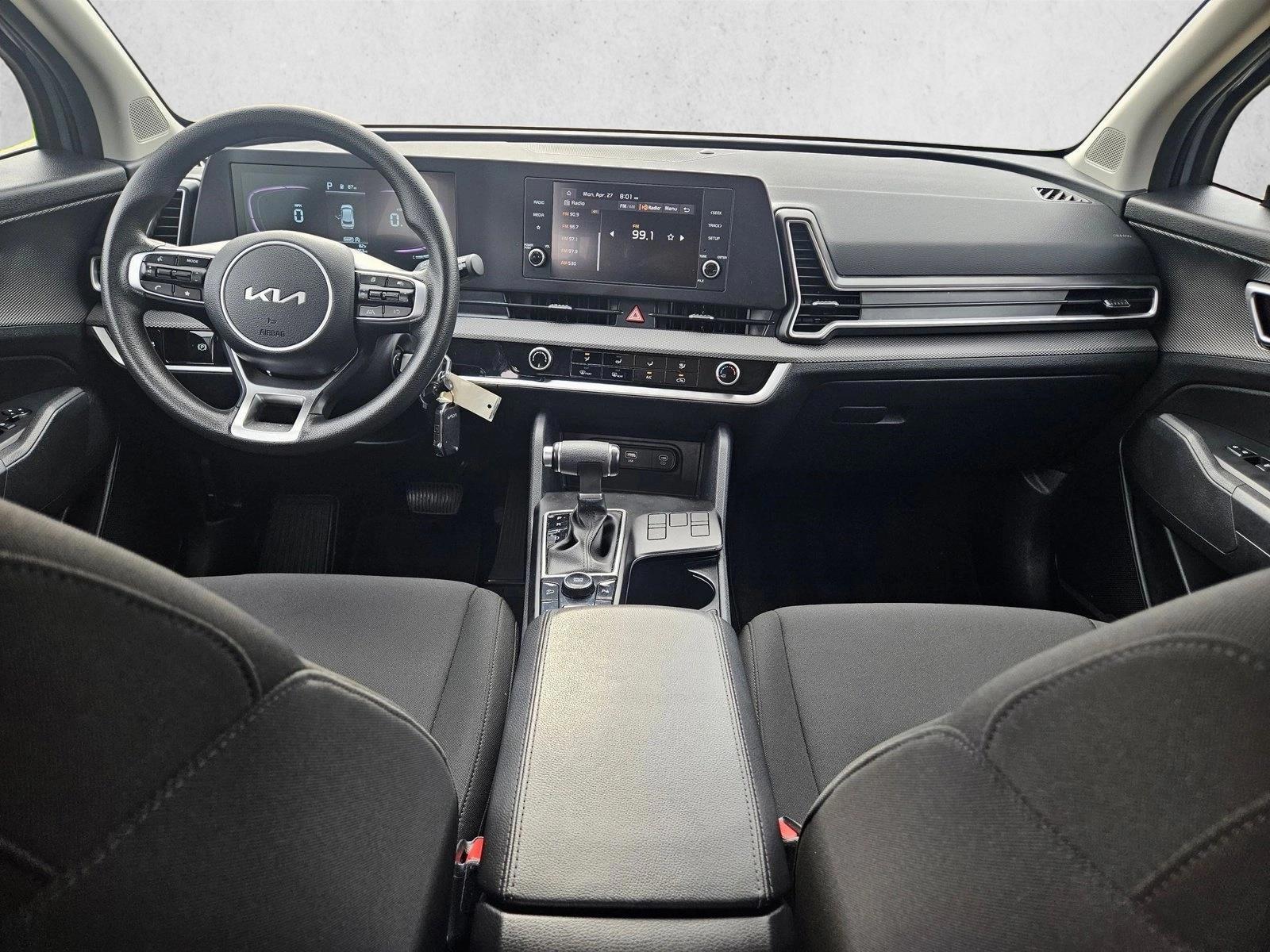 Thumbnail: 2025 Kia Sportage - 3