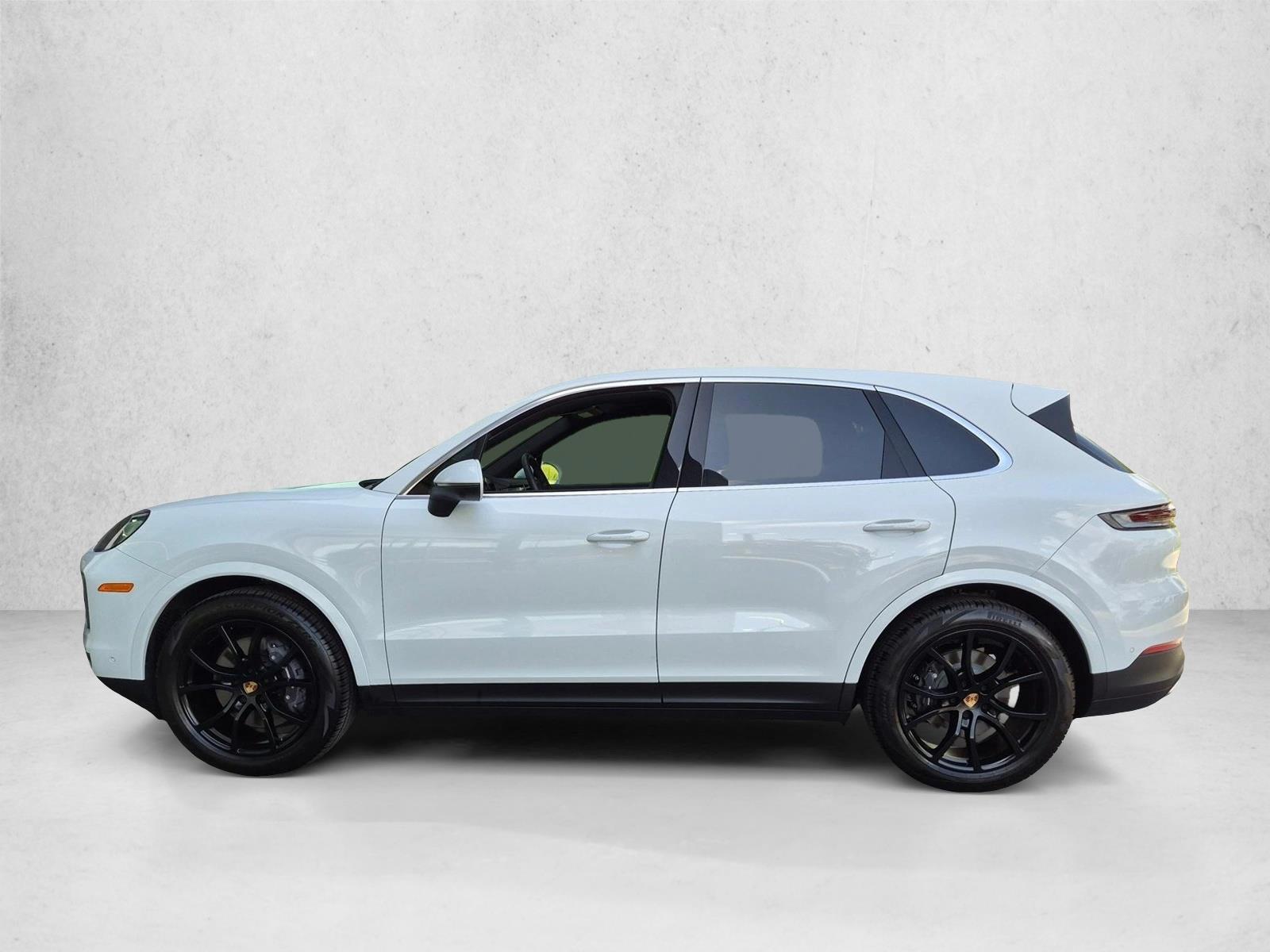 Thumbnail: 2026 Porsche Cayenne - 2