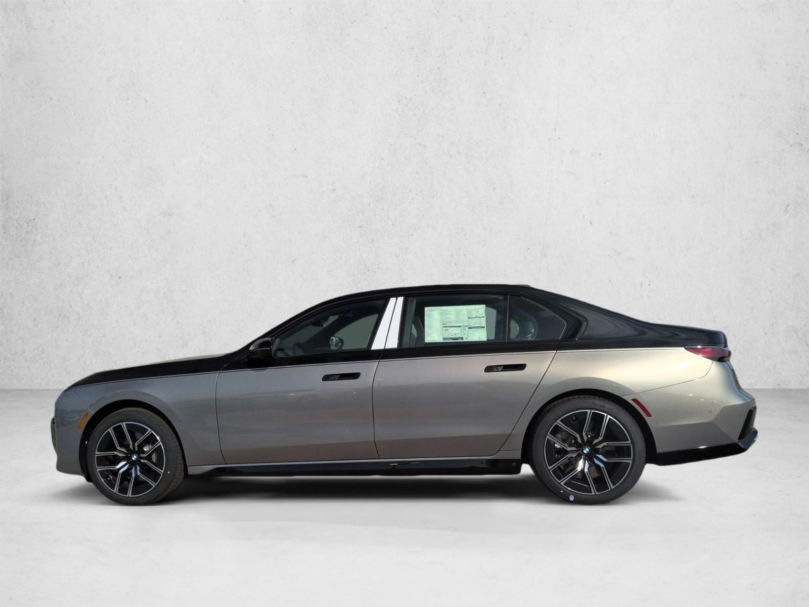Thumbnail: 2026 BMW 7 Series - 2