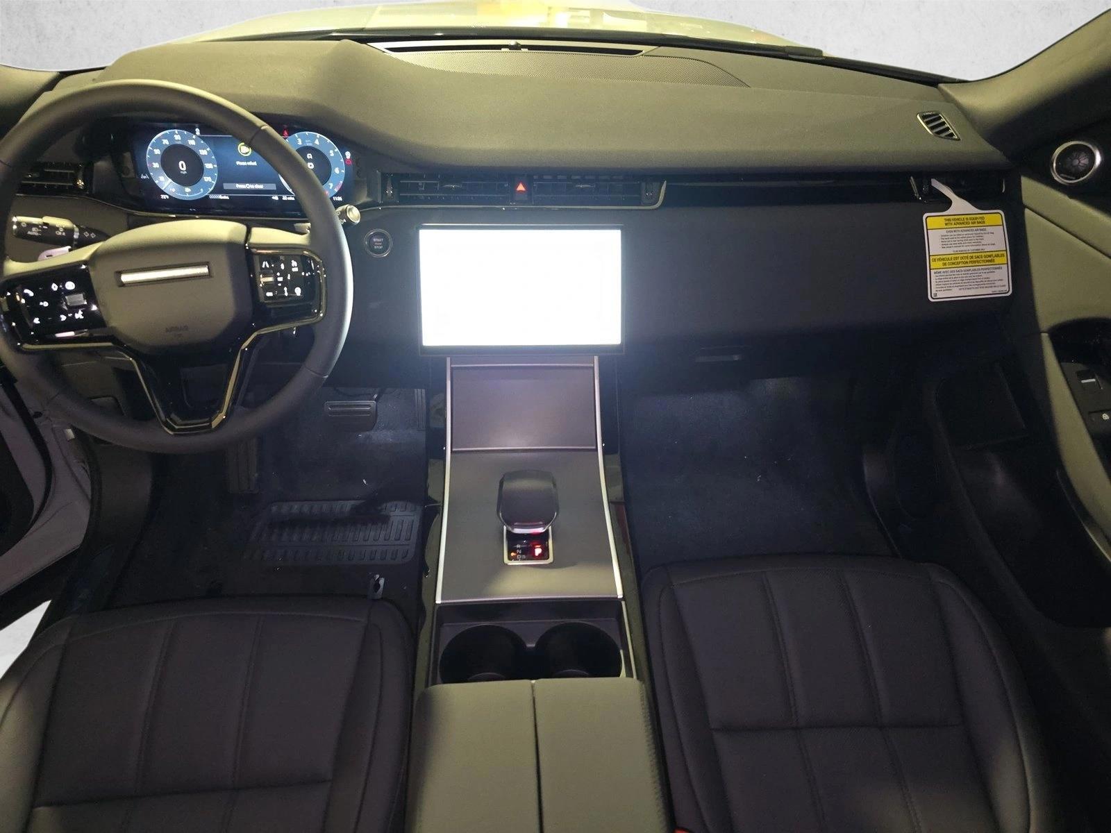 Thumbnail: 2026 Land Rover Range Rover Evoque - 3