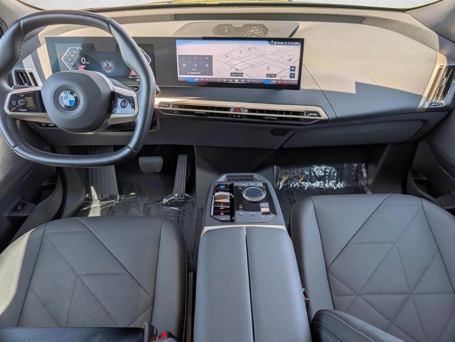 Thumbnail: 2026 BMW iX - 3