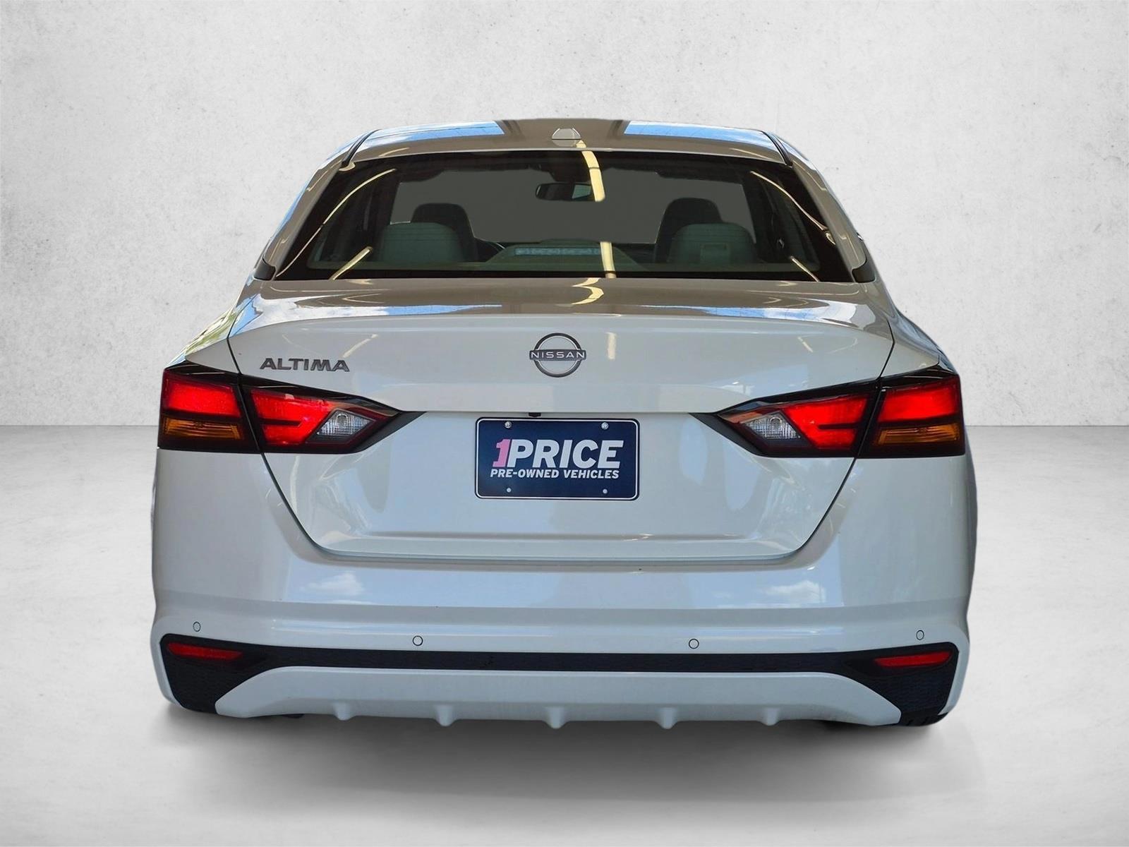 2025 Nissan Altima SV - Photo 7