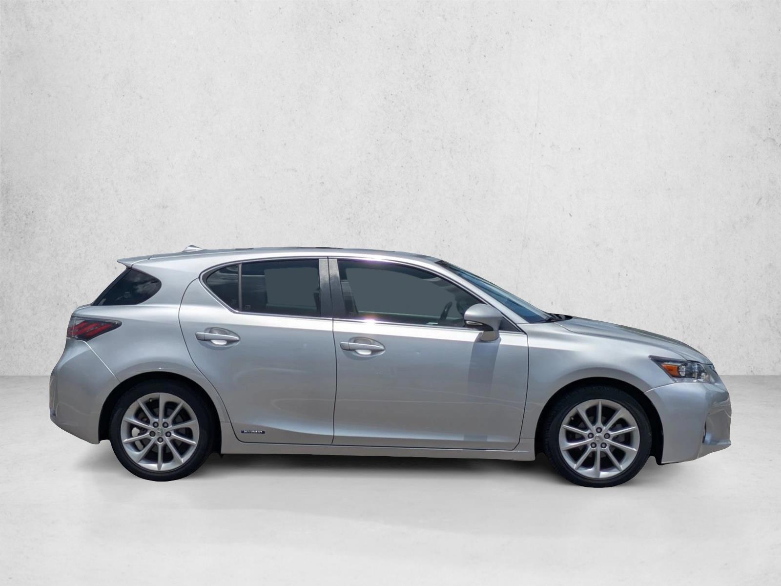 2013 Lexus CT 200h