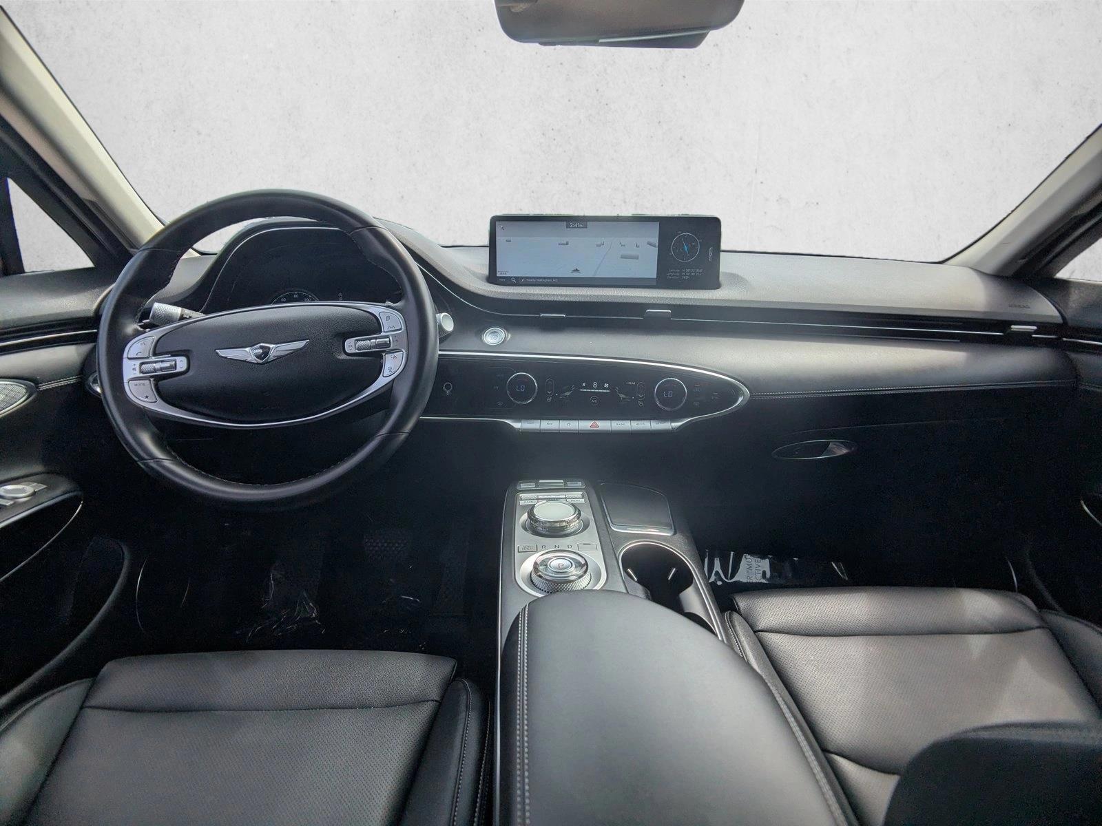Thumbnail: 2025 Genesis GV70 - 4