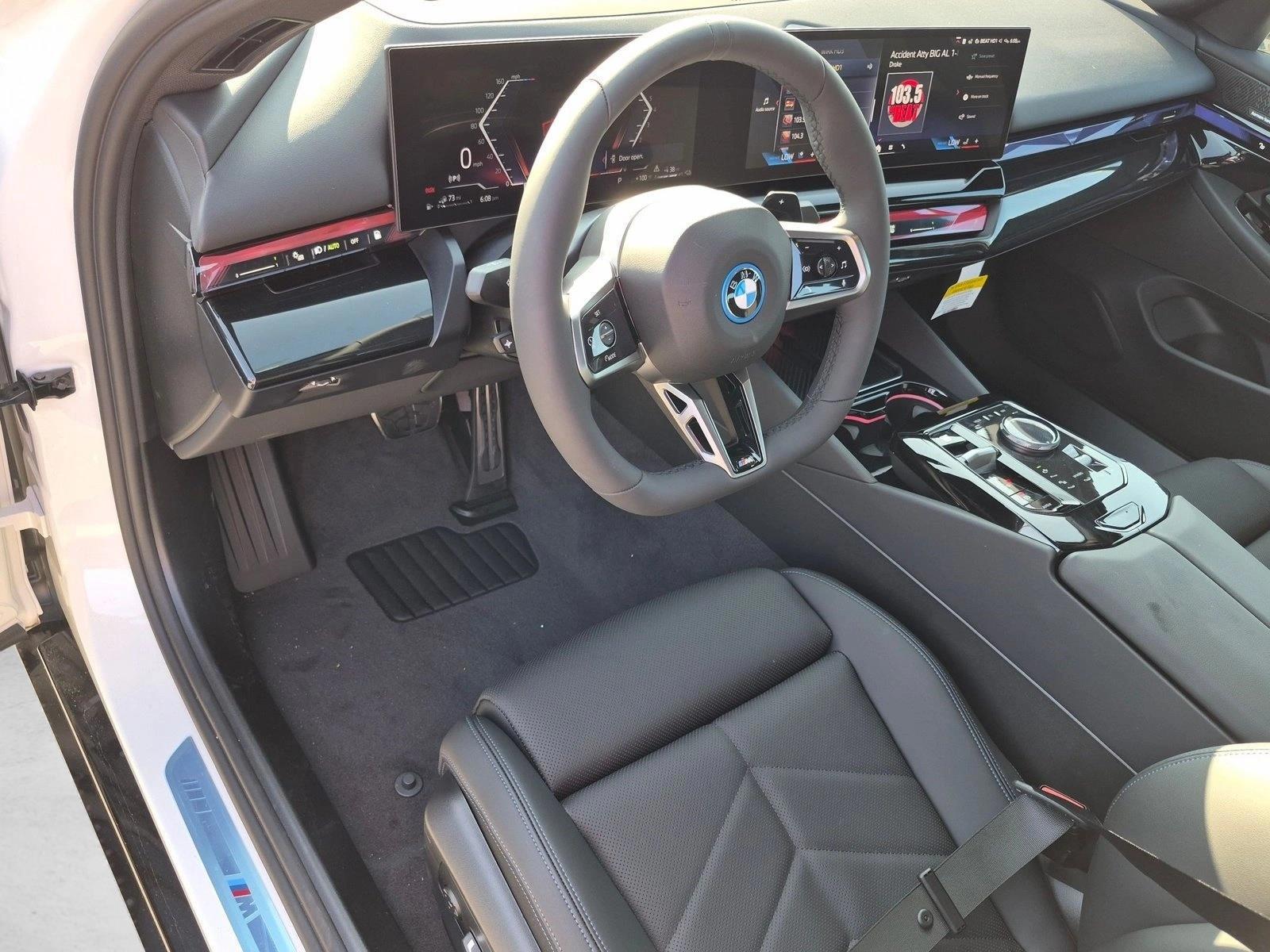 Thumbnail: 2027 BMW 5 Series - 3
