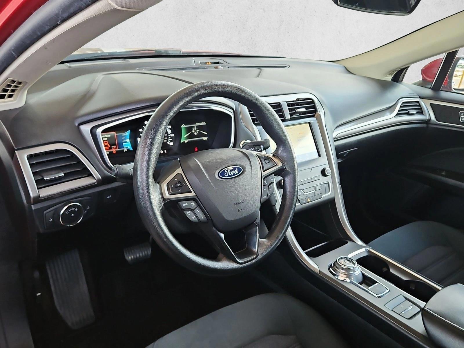 Thumbnail: 2020 Ford Fusion - 3