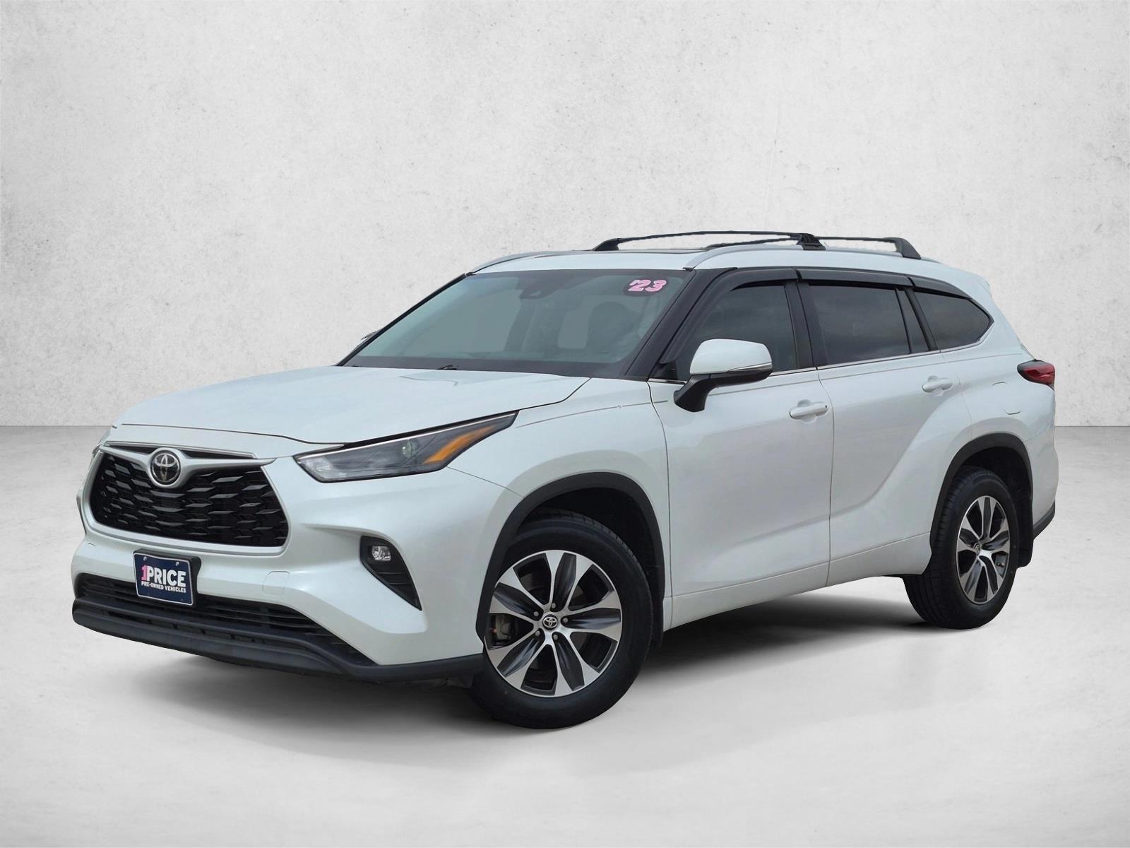 Thumbnail: 2023 Toyota Highlander - 1