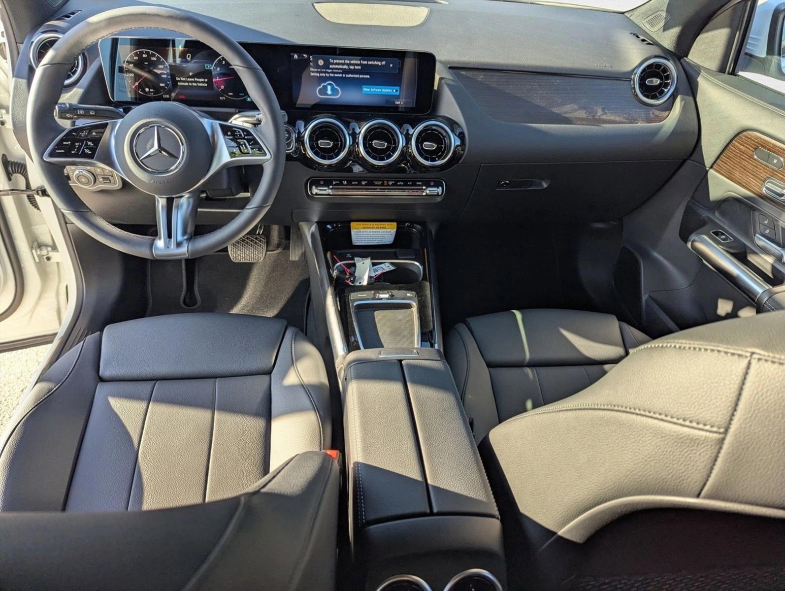 Thumbnail: 2026 Mercedes-Benz GLA - 2