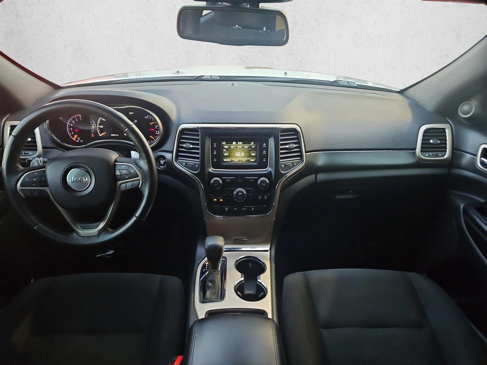 Thumbnail: 2016 Jeep Grand Cherokee - 3