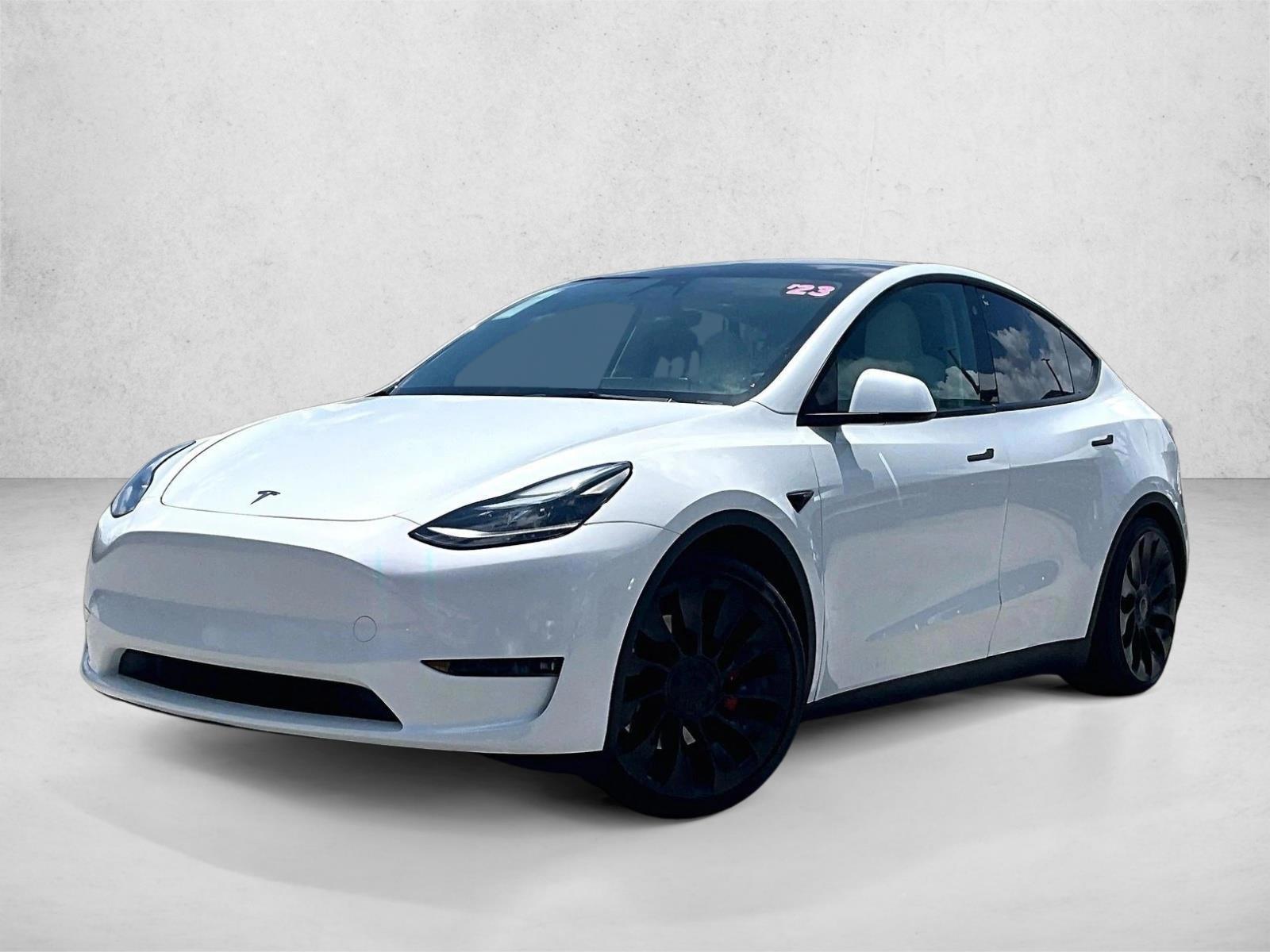 Thumbnail: 2023 Tesla Model Y - 1